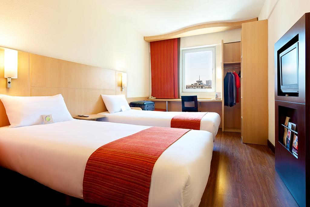 Ibis Ningbo Qianhu Plaza Hotel Kültér fotó