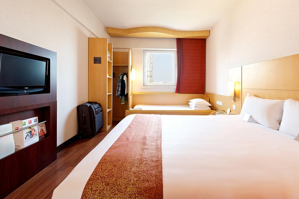 Ibis Ningbo Qianhu Plaza Hotel Kültér fotó
