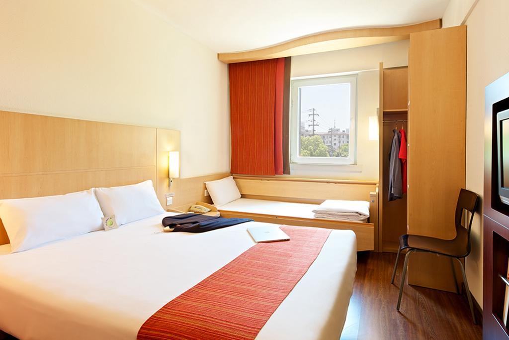 Ibis Ningbo Qianhu Plaza Hotel Kültér fotó