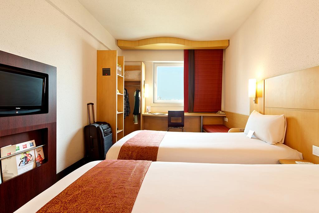 Ibis Ningbo Qianhu Plaza Hotel Kültér fotó