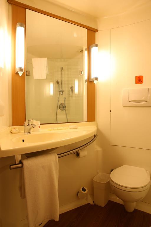 Ibis Ningbo Qianhu Plaza Hotel Kültér fotó