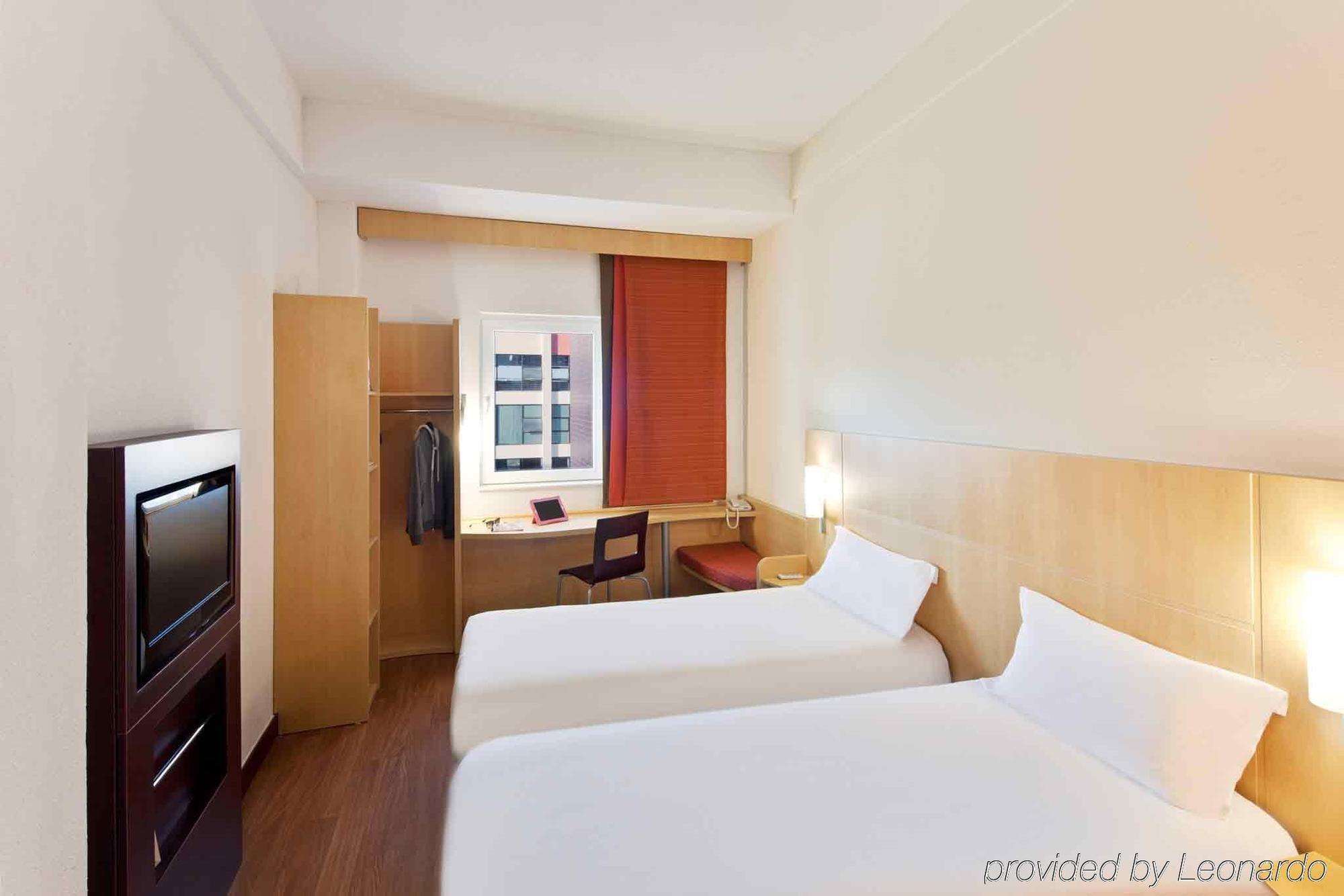 Ibis Ningbo Qianhu Plaza Hotel Kültér fotó