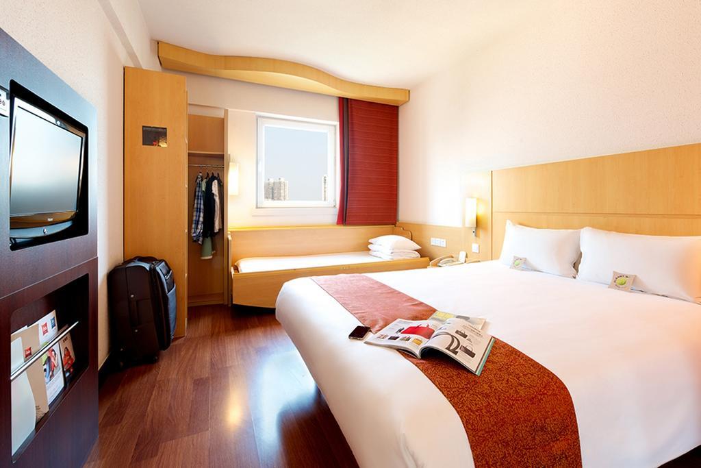 Ibis Ningbo Qianhu Plaza Hotel Kültér fotó