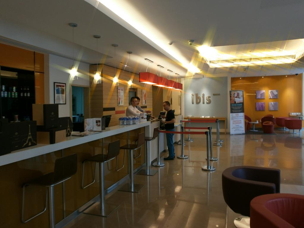 Ibis Ningbo Qianhu Plaza Hotel Kültér fotó