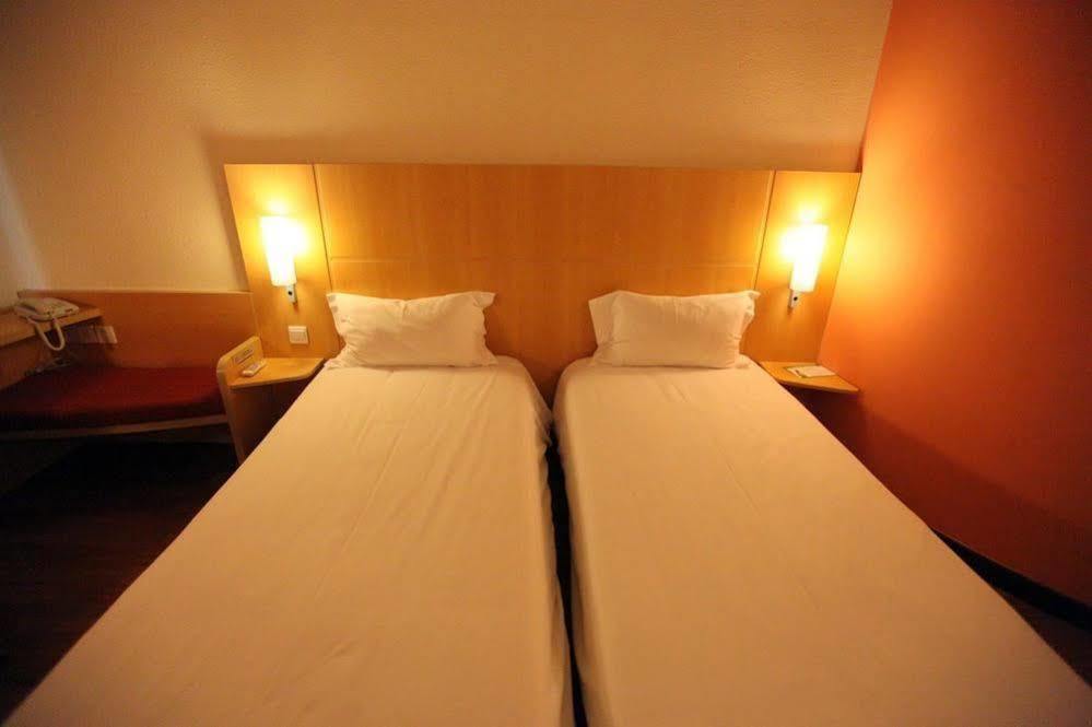 Ibis Ningbo Qianhu Plaza Hotel Kültér fotó