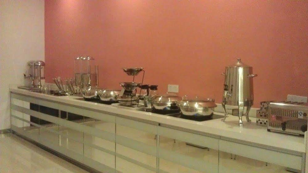 Ibis Ningbo Qianhu Plaza Hotel Kültér fotó